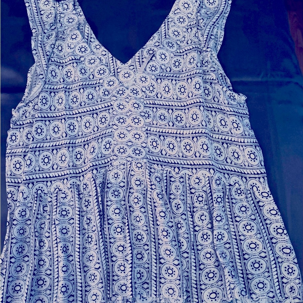 LOFT COMFY TOP SIZE LARGE